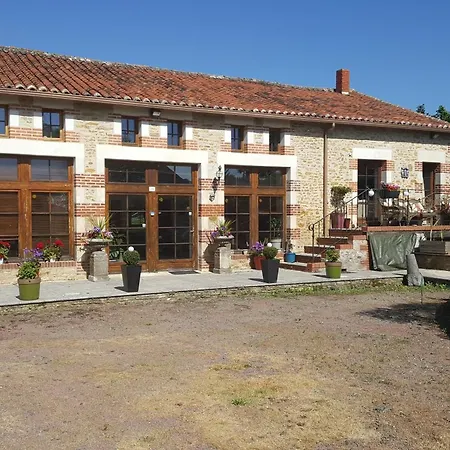 Orman Evi Le Patronage