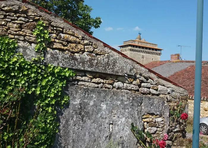 Le Patronage Chata Bazoges-en-Pareds